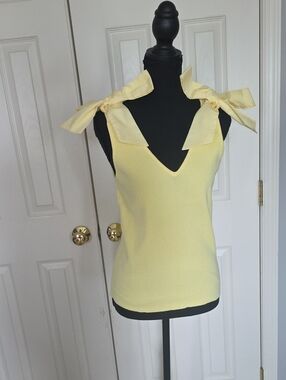 Tie-Shoulder V-Neck Tank Top in Light Yellow